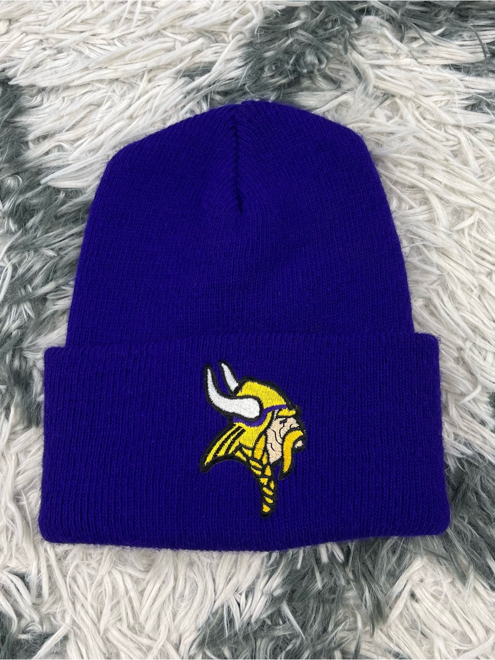 Rossmor Industries Adult Unisex Minnesota Vikings Beanie Hat Purple